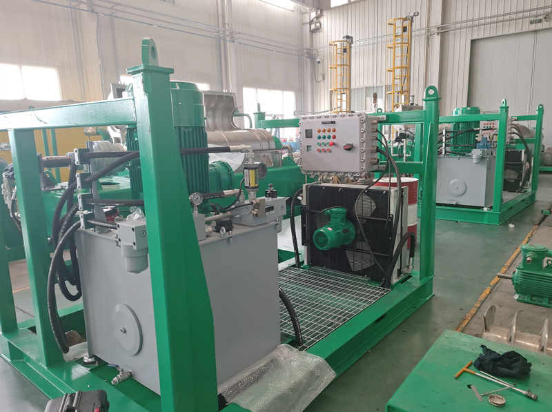 Decanter centrifuge